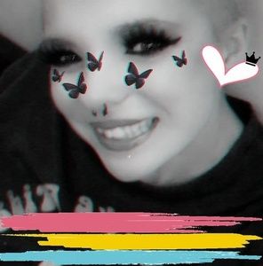 Meet your Posher, Cora